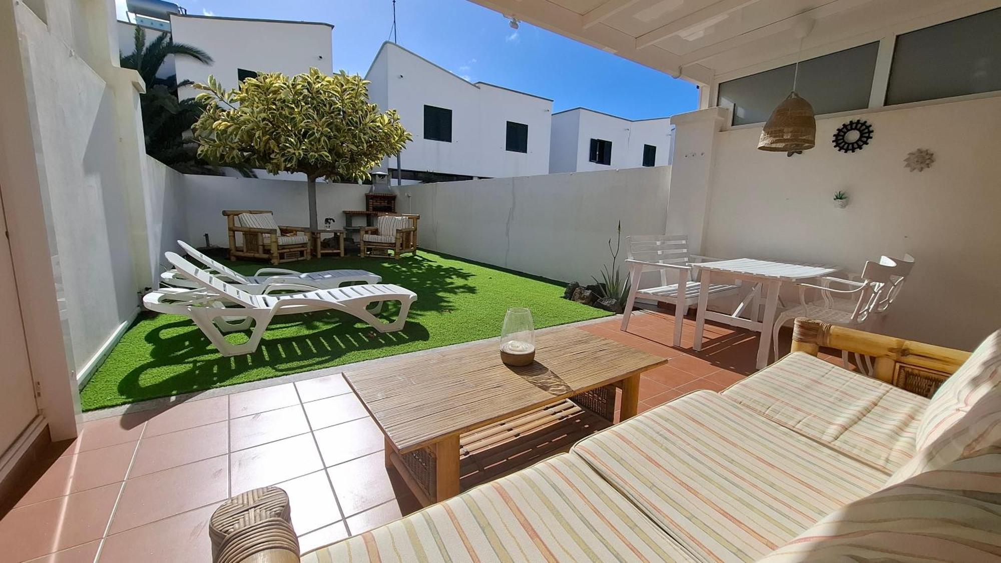 דירות פלאיה בלנקה Casa Pechiguera מראה חיצוני תמונה